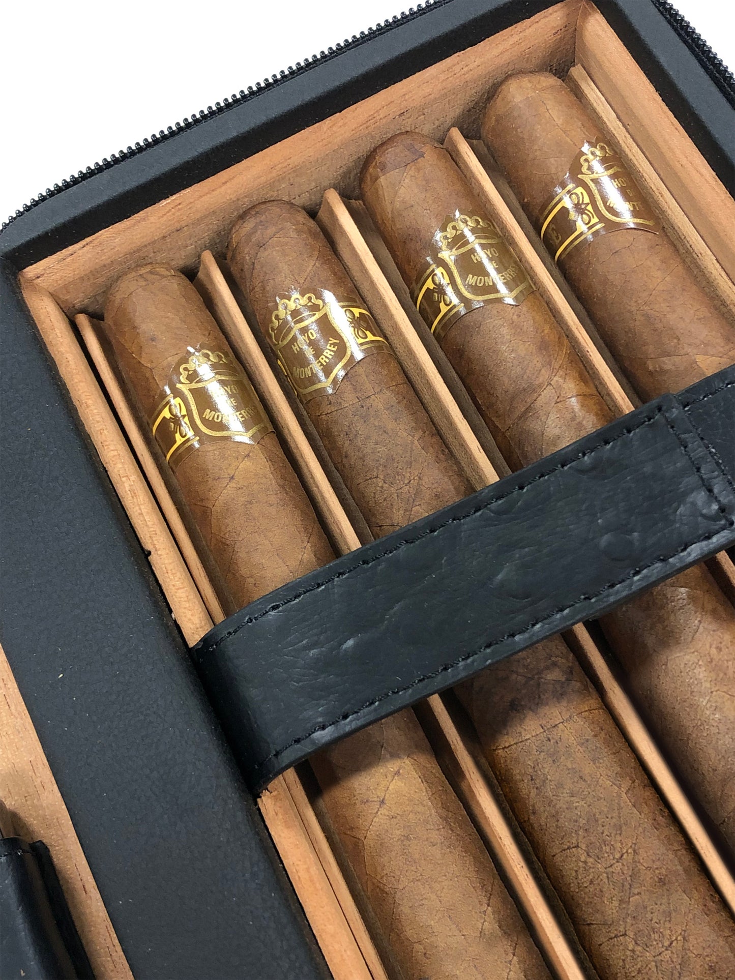 The Manhattan Travel Humidor
