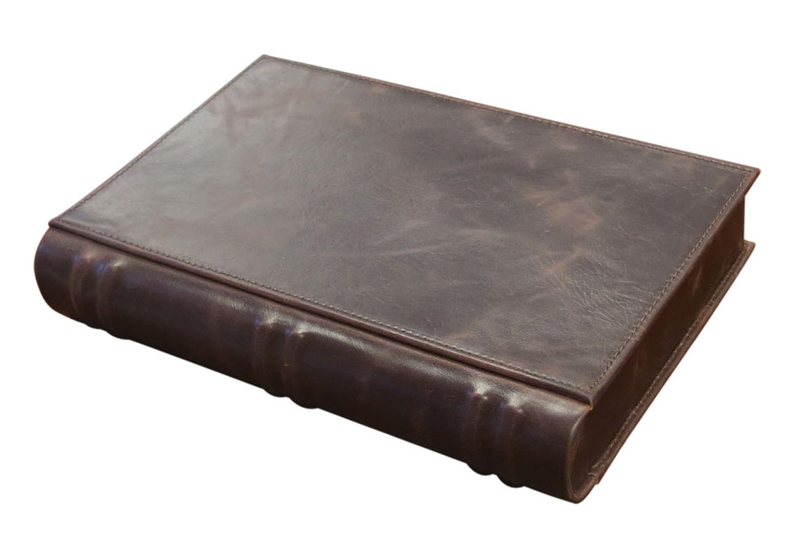 The Novelist Travel Humidor
